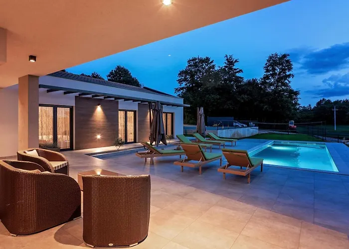 Lara Gracisce Vila Cubanici