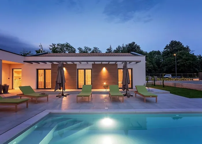 Lara Gracisce Cubanici