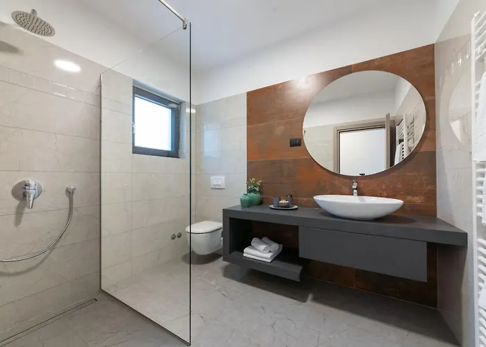 Vila Lara Gracisce Cubanici