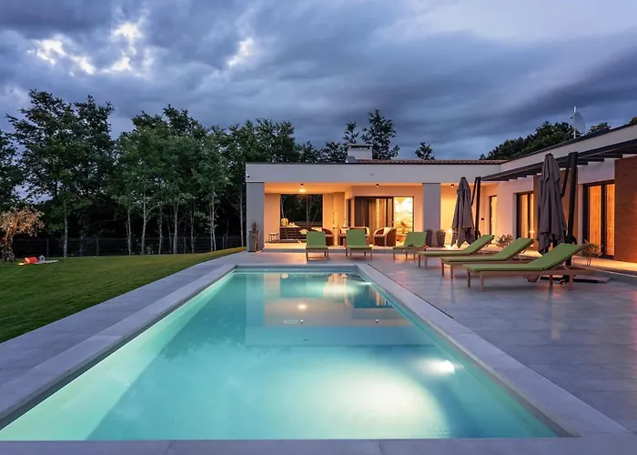 Βίλα Lara Gracisce