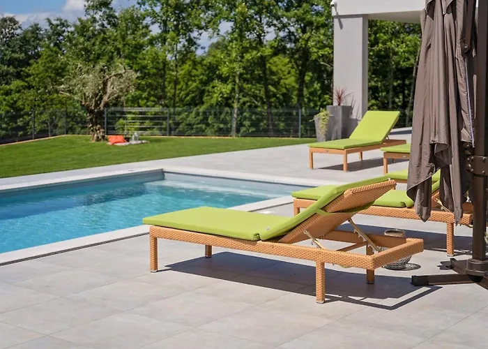 Lara Gracisce Vila Cubanici