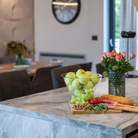 Villa Lara Gracisce Cubanici